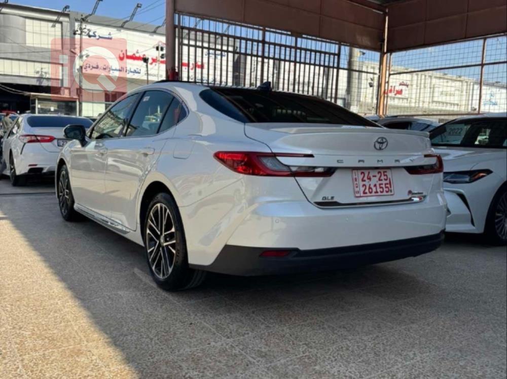 تۆیۆتا کامری